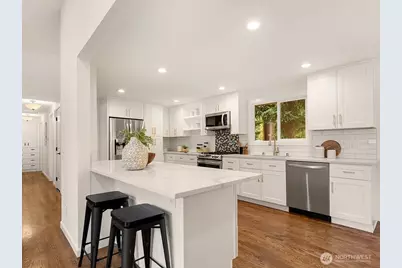 12510 SE 48th Place, Bellevue, WA 98006 - Photo 4