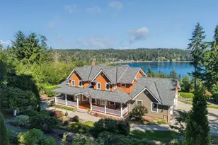 3696 Lavender Ln NE, Bainbridge Island, WA 98110 - Photo 2