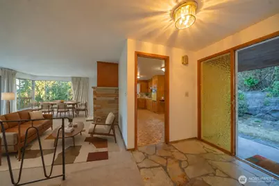 19526 53rd Avenue NE, Lake Forest Park, WA 98155 - Photo 6