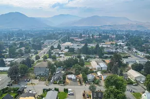 504 Ramona Ave, Wenatchee, WA 98801 - Photo 24