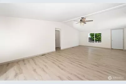2418 S 371st Street #47, Federal Way, WA 98003 - Photo 12