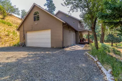 18 Blue Creek Road, Walla Walla, WA 99362 - Photo 2