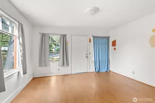 722 S 4th Ave SW, Olympia, WA 98502 - Photo 8