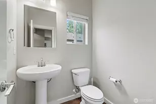 348 Partlon St, Buckley, WA 98321 - Photo 4