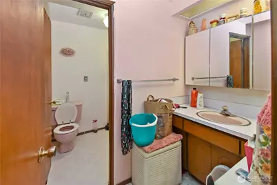 10504 12th Avenue NW, Seattle, WA 98177 - Photo 22