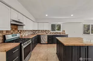 12221 NE Cassady Ct, Vancouver, WA 98685 - Photo 8
