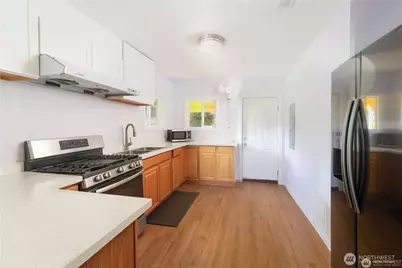 5104 NW Sammamish Road, Issaquah, WA 98027 - Photo 14