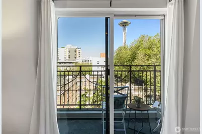 425 Vine Street #706, Seattle, WA 98121 - Photo 8