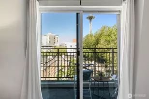 425 Vine St, Seattle, WA 98121 - Photo 8