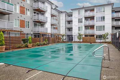 10501 8th Avenue NE #406, Seattle, WA 98125 - Photo 26