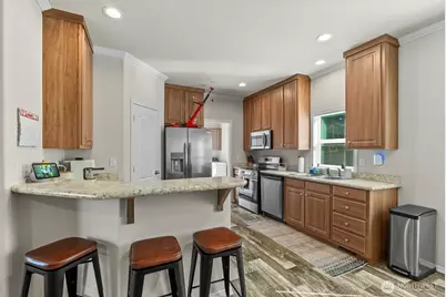 12813 Ridge Cir E, Bonney Lake, WA 98391 - Photo 10