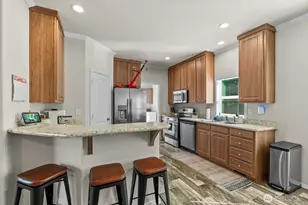 12813 Ridge Cir E, Bonney Lake, WA 98391 - Photo 10