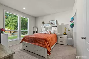 12813 Ridge Cir E, Bonney Lake, WA 98391 - Photo 16