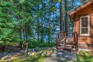 2101 Dolphin Bay Rd, Orcas Island, WA 98280 - Photo 34
