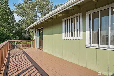 517 E 68th Street, Tacoma, WA 98404 - Photo 32