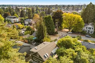 10530 Ashworth Ave N, Seattle, WA 98133 - Photo 34