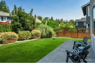 17448 NE 122nd Street, Redmond, WA 98052 - Photo 12