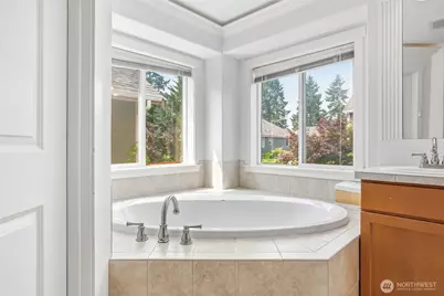 1825 Redmond Place NE, Renton, WA 98056 - Photo 22