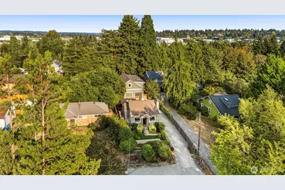 10530 Ashworth Avenue N, Seattle, WA 98133 - Photo 24