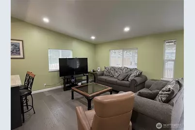 8329 19th Avenue Ct E #14, Tacoma, WA 98404 - Photo 6