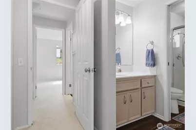 2012 Lincoln Circle Circle SE, Renton, WA 98055 - Photo 16