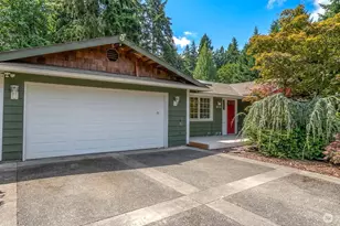 10923 NE 120th St, Kirkland, WA 98034 - Photo 2