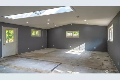10923 NE 120th Street, Kirkland, WA 98034 - Photo 8