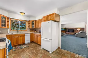 611 SE Kamilche Point Rd, Shelton, WA 98584 - Photo 10