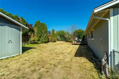 1552 Thompson Drive, Camano Island, WA 98282 - Photo 16