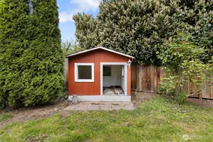 210 Rosewood St, Woodland, WA 98674 - Photo 8