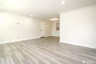24410 Terrace Pl, Black Diamond, WA 98010 - Photo 6