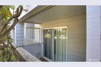 975 Aberdeen Avenue NE #F204, Renton, WA 98056 - Photo 6