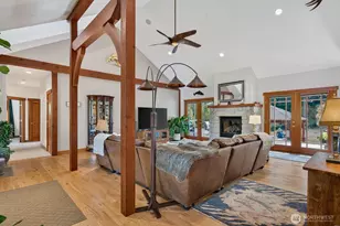 11059 Carmichael Ln, Anacortes, WA 98221 - Photo 4