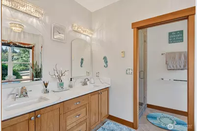 11059 Carmichael Lane, Anacortes, WA 98221 - Photo 16