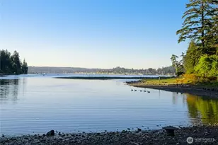 15449 Virginia Point Rd NE, Poulsbo, WA 98370 - Photo 2