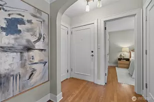2634 Franklin Ave E, Seattle, WA 98102 - Photo 16