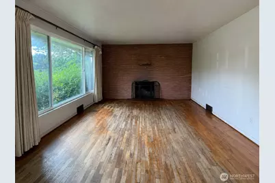 409 106th St S, Tacoma, WA 98444 - Photo 8
