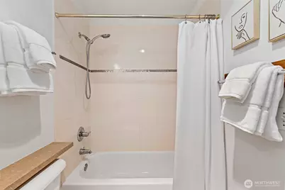 700 E Denny Way #206, Seattle, WA 98122 - Photo 14