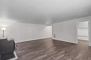 10833 11th Ave SW, Seattle, WA 98146 - Photo 24