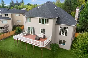 2046 277th Ave SE, Sammamish, WA 98075 - Photo 34