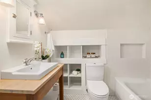 4663 1st Ave NE, Seattle, WA 98105 - Photo 20