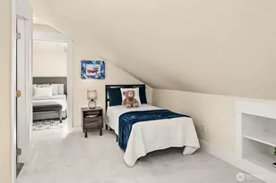 4663 1st Ave NE, Seattle, WA 98105 - Photo 18
