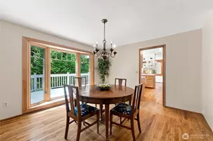 2615 93rd Pl NE, Clyde Hill, WA 98004 - Photo 6
