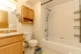 13723 21 Ave E, Tacoma, WA 98445 - Photo 14