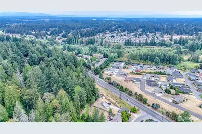 13723 21st Avenue E, Tacoma, WA 98445 - Photo 2