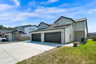 513 Colton Ln, Everson, WA 98247 - Photo 2