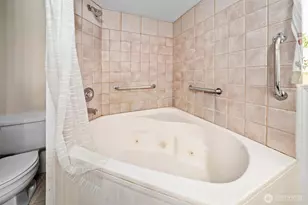 12812 Ridge Cir E, Bonney Lake, WA 98391 - Photo 26