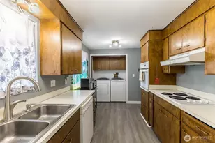 26217 SE 426th St, Enumclaw, WA 98022 - Photo 10
