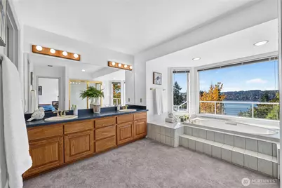 15302 61st Place NE, Kenmore, WA 98028 - Photo 24