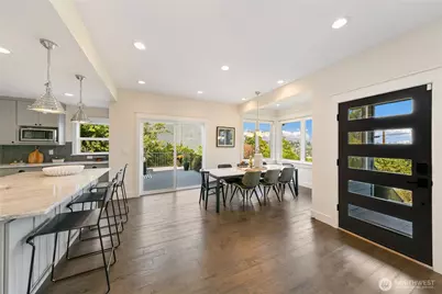3421 10th Avenue W, Seattle, WA 98119 - Photo 6